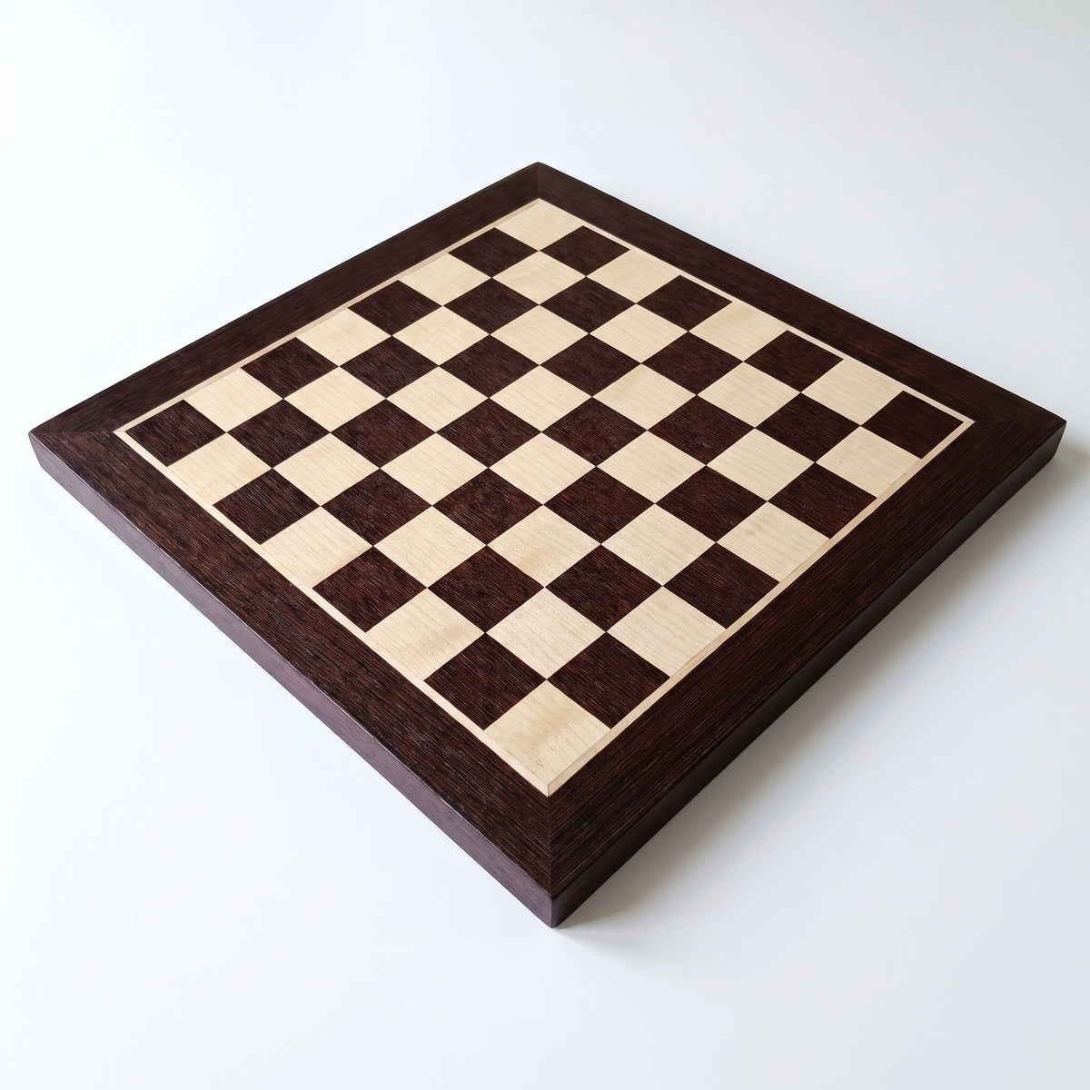 Schachbrett Nr. 4, Wenge/Ahorn, ohne Koordinaten